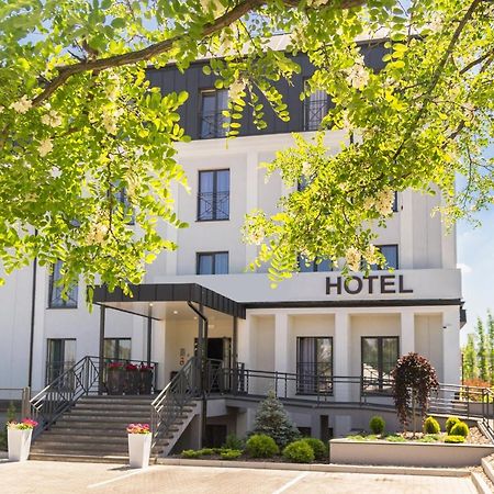 Hotel Przy Solankach Grudziądz Buitenkant foto